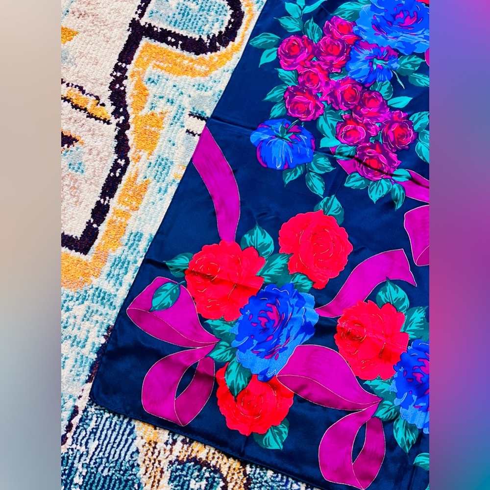VTG 1980s Liz Claiborne Floral Scarf